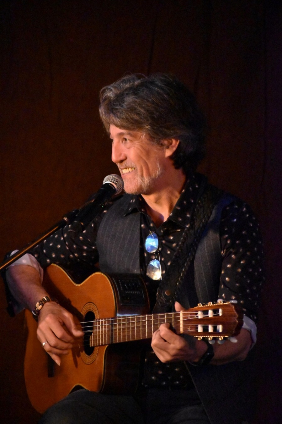 Erwens, en concert  « Voyages au cœur de la chanson française »