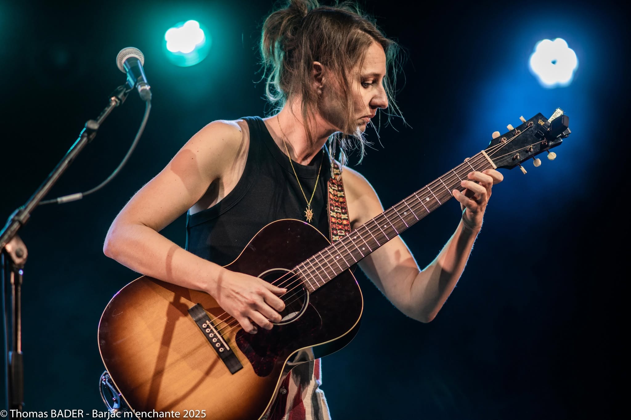 Marie Cheyenne, en concert  « Enfermé dehors »